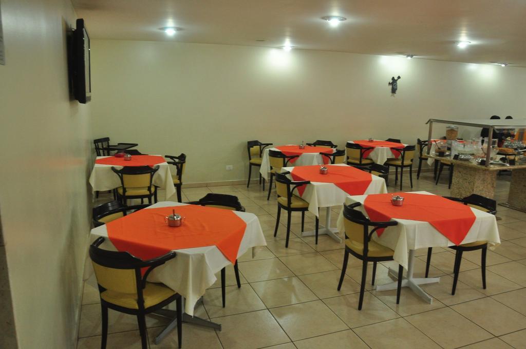 Rede Andrade San Martin Hotel Curitiba Luaran gambar