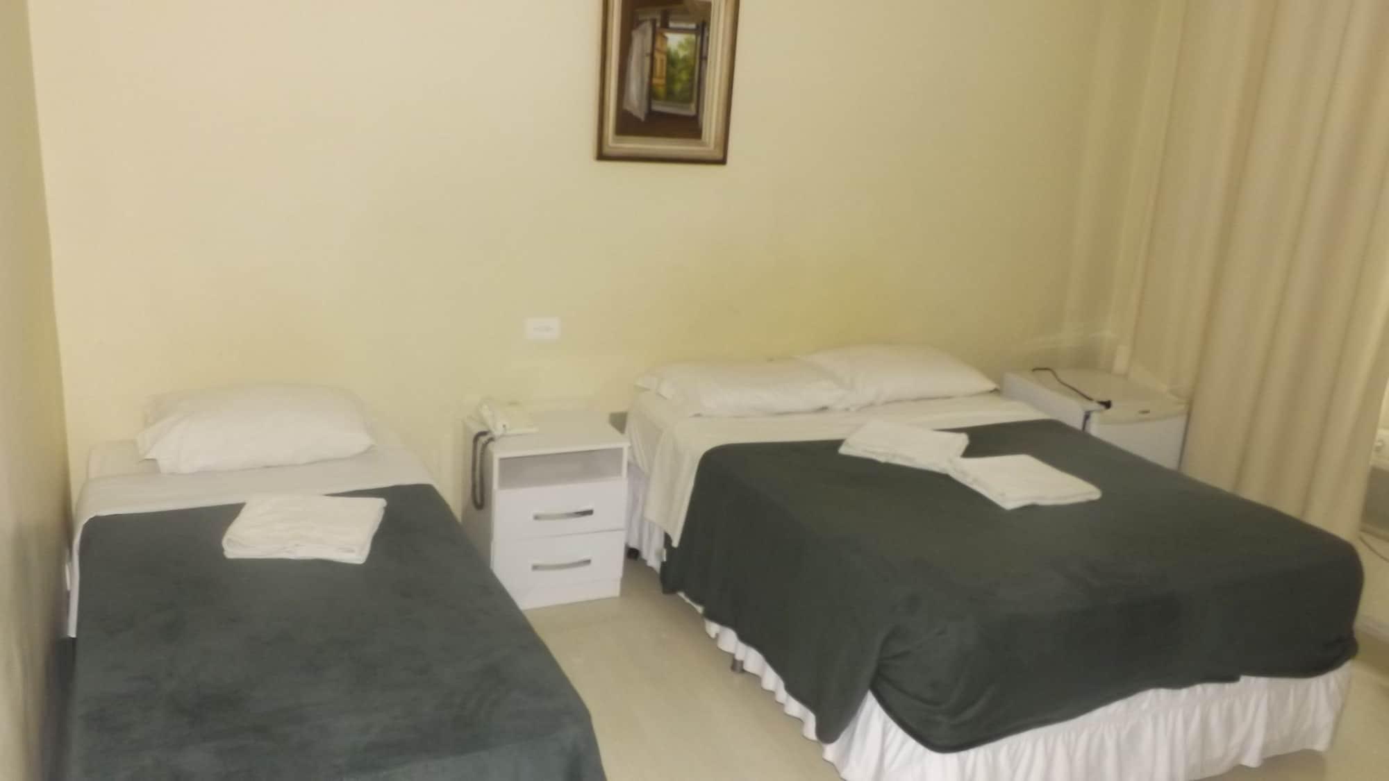 Rede Andrade San Martin Hotel Curitiba Luaran gambar