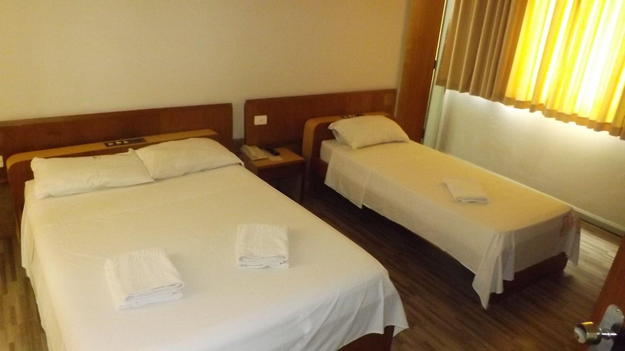 Rede Andrade San Martin Hotel Curitiba Luaran gambar