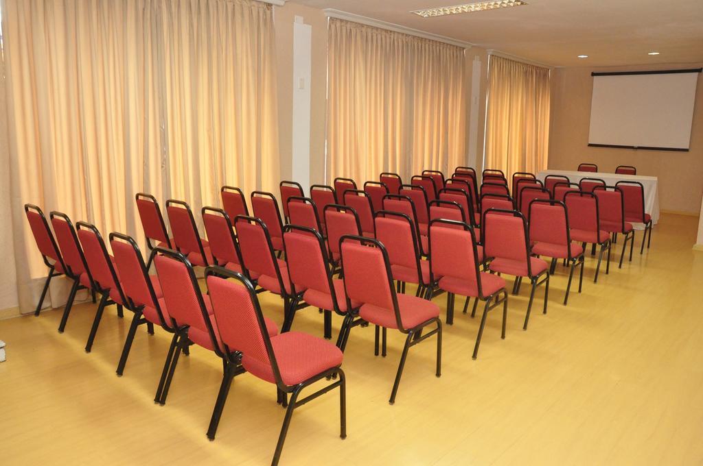 Rede Andrade San Martin Hotel Curitiba Luaran gambar