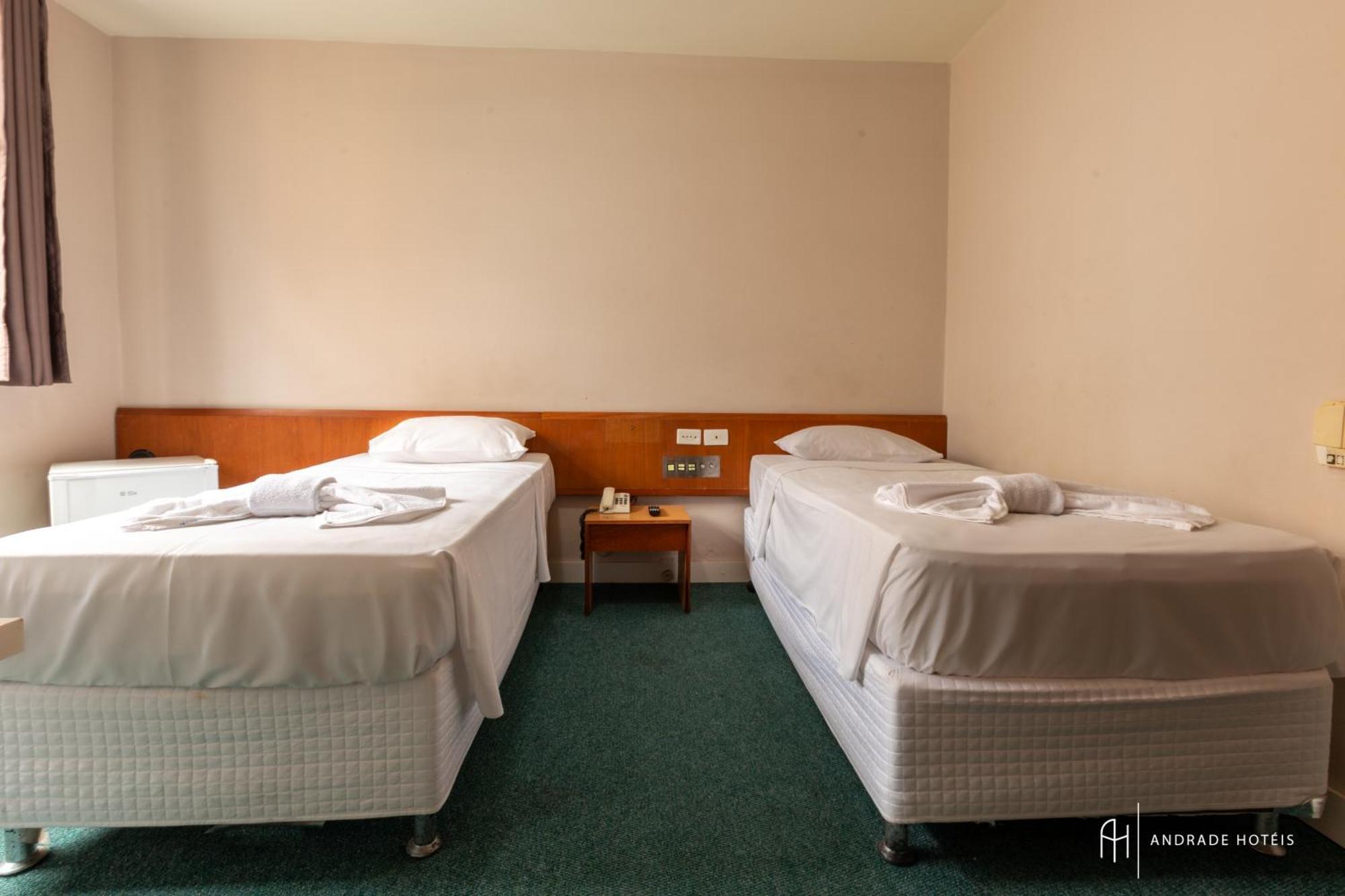 Rede Andrade San Martin Hotel Curitiba Luaran gambar