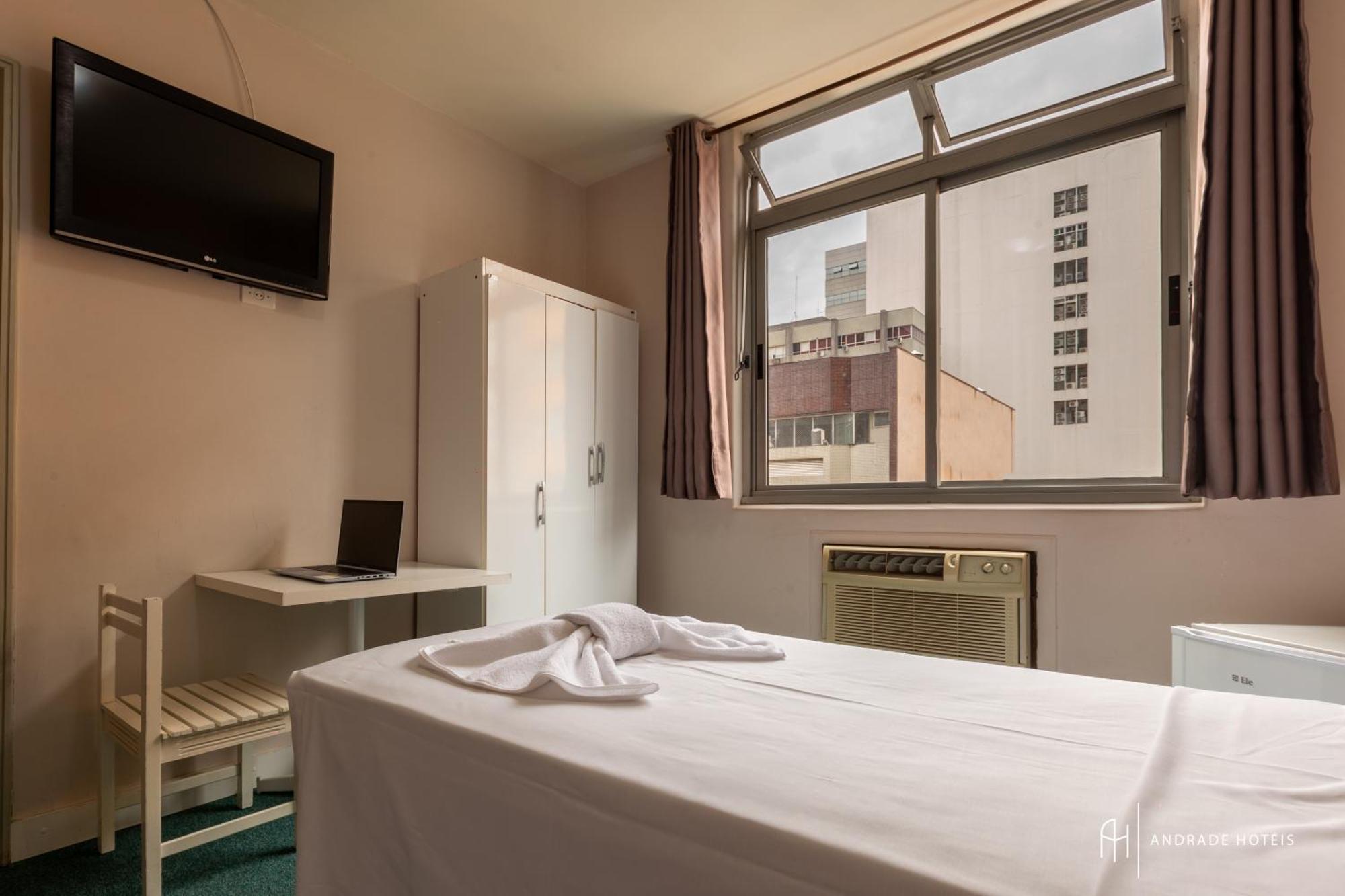 Rede Andrade San Martin Hotel Curitiba Luaran gambar
