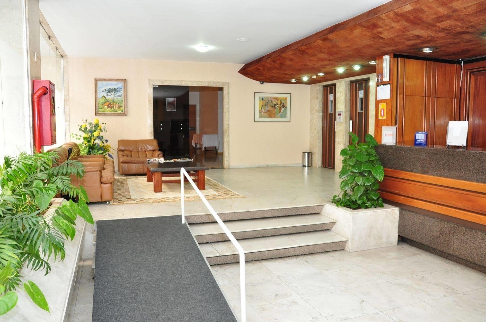 Rede Andrade San Martin Hotel Curitiba Luaran gambar